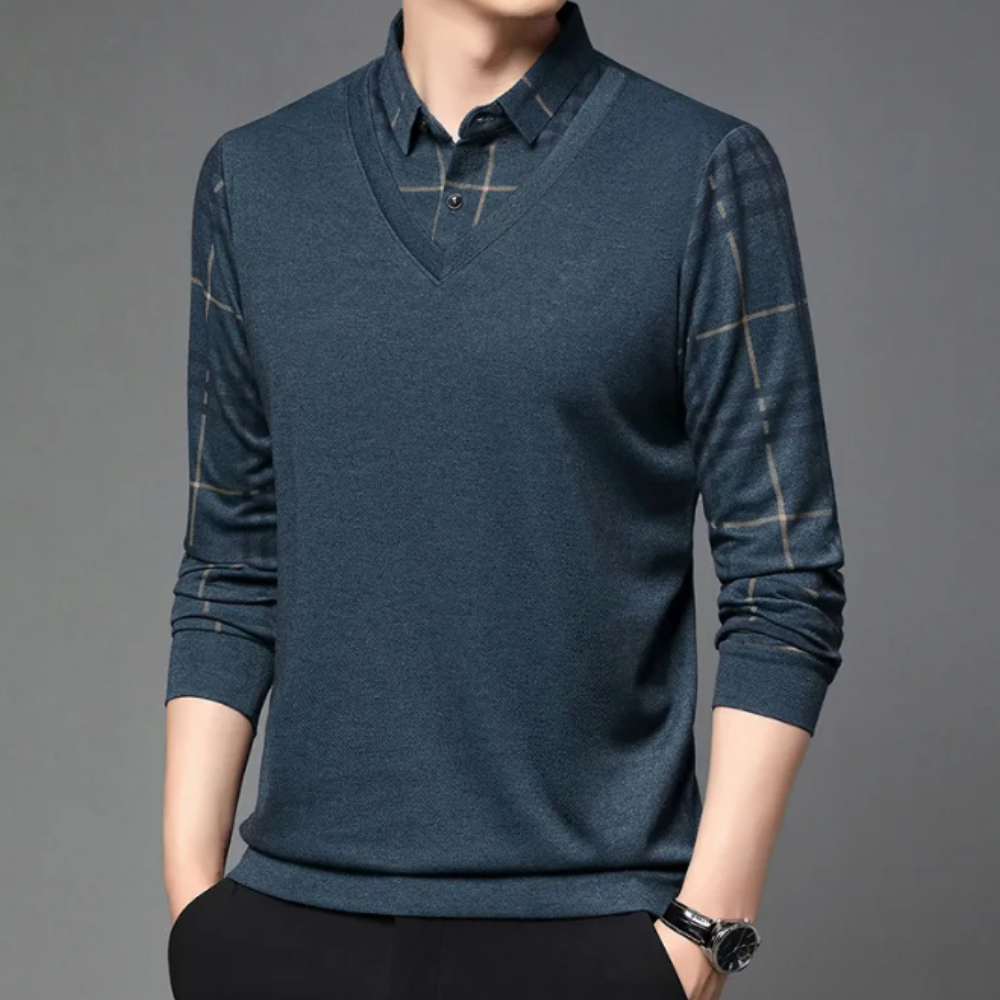 Versatile men's printed knit sweater, a comfortable blue casual jumper for any occasion.
