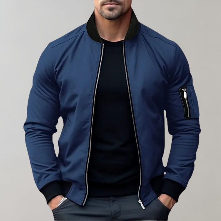 Men's stylish bomber jacket, lightweight & versatile for modern casual everyday wear.