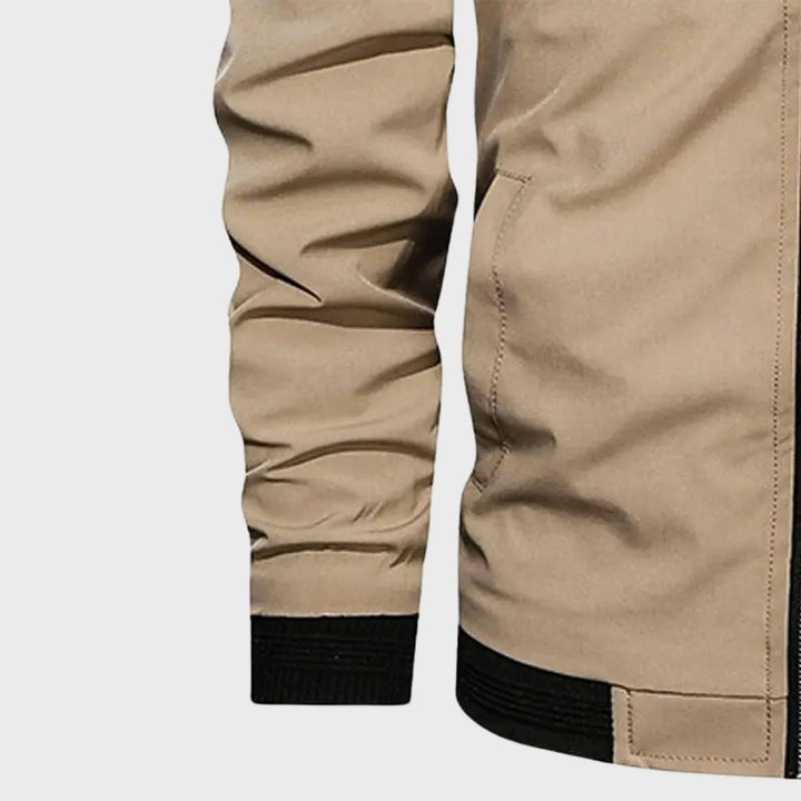Green men's bomber jacket, modern & versatile, great for spring & fall fashion.