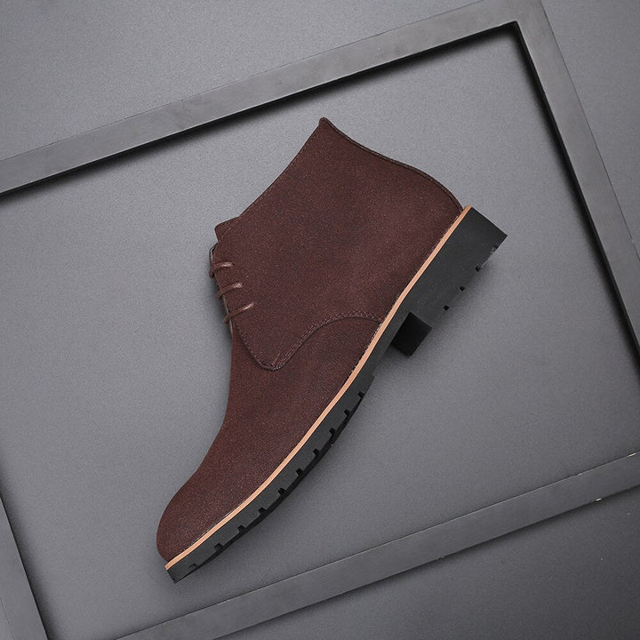 Stylish men's ankle boots, perfect for spring everyday comfort. Versatile casual slip-on footwear for men's fashion.