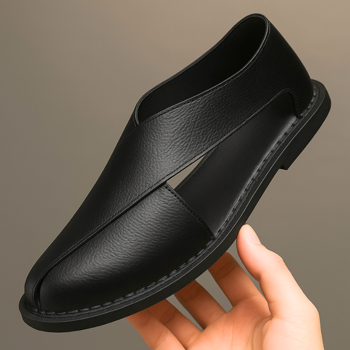 Open-toe men's fashion sandals, featuring a secure cross-strap and comfort for walking.