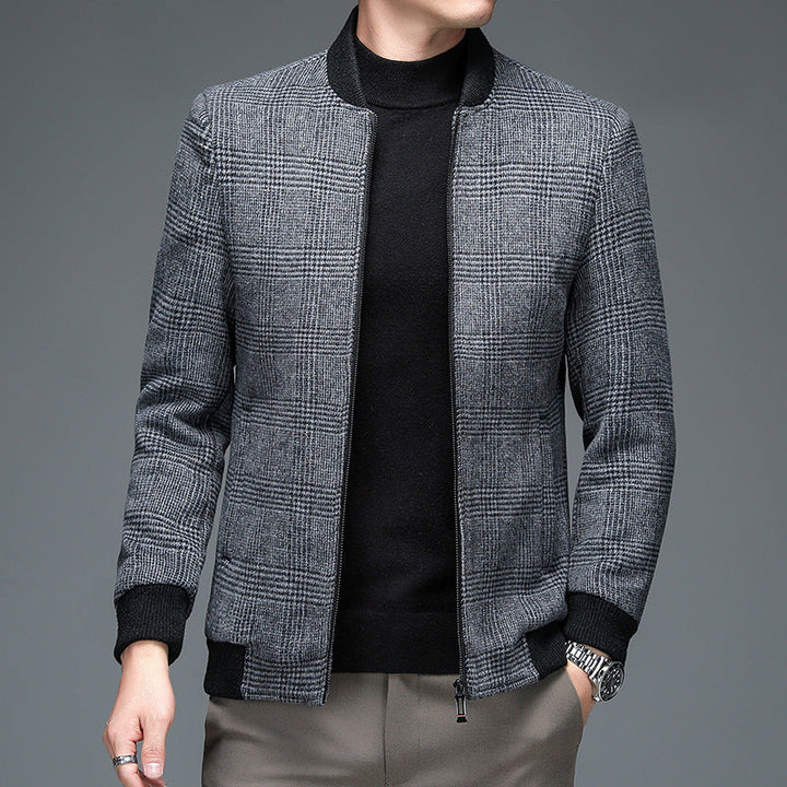 Versatile men's gray comfort jacket, ideal for everyday wear and winter layering. Smart casual style.