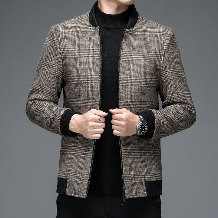 Men's tailored fit comfort jacket in camel. Stylish outerwear for smart casual and everyday fashion.