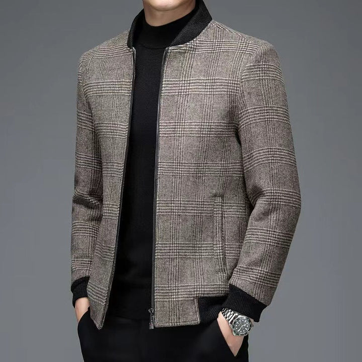 Men's stylish everyday comfort jacket, a versatile winter layer in gray. Smart casual outerwear.