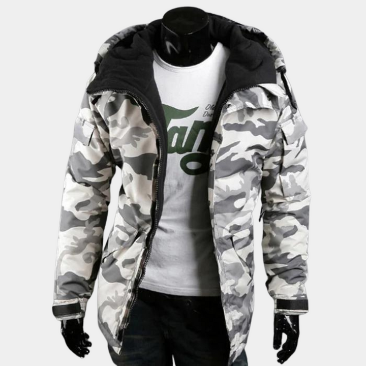 Men's stylish camouflage jacket, functional outerwear for outdoor & casual wear, featuring a classic camo print.