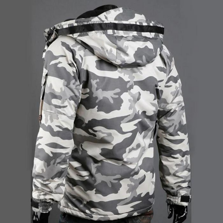 Fashionable men's camo jacket, versatile outerwear for a stylish casual look or robust outdoor adventure.