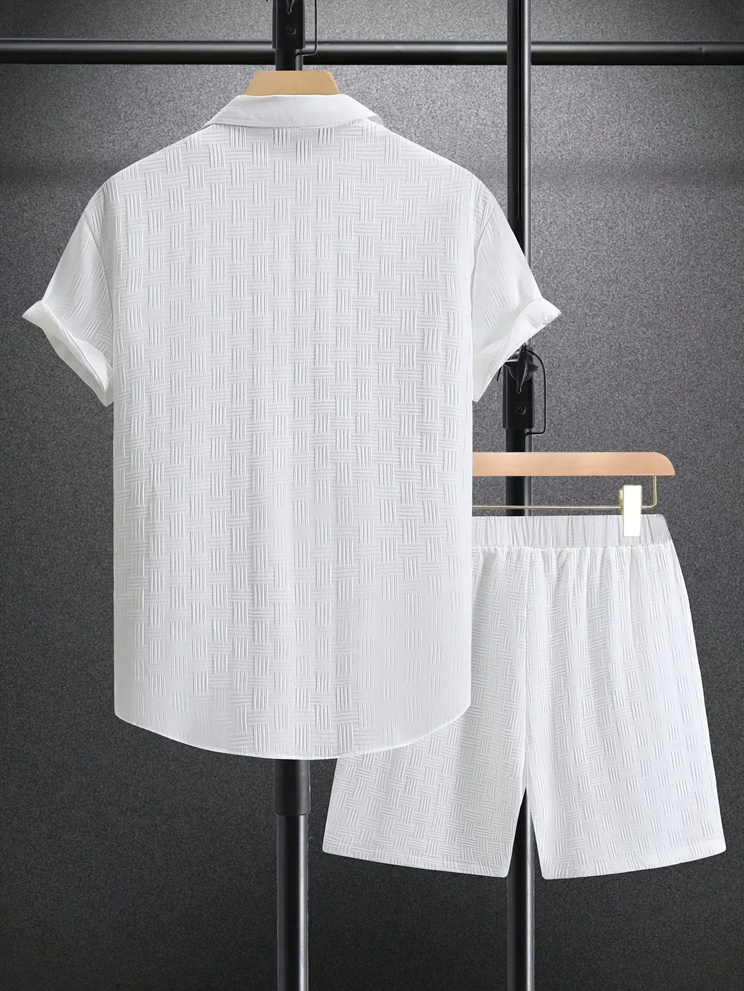 Stylish men's casual outfit, a comfortable two-piece set for a modern look. Polyester blend material.