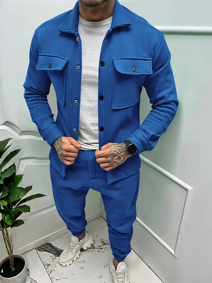 Coordinated men's two-piece jacket & trousers set for comfortable, stylish autumn and leisure wear.