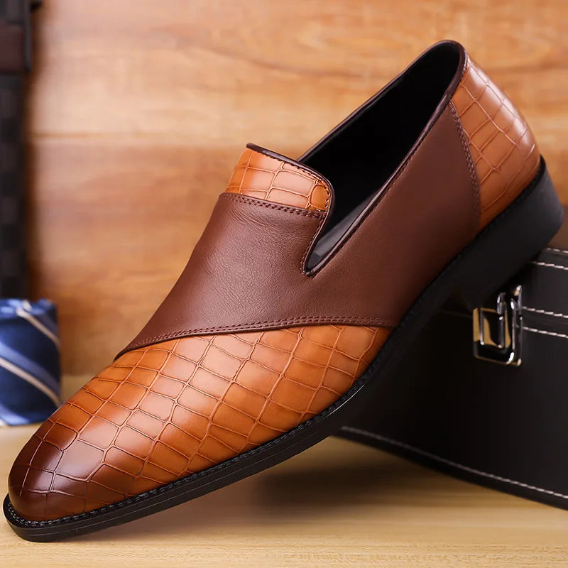 Men's stylish croc-pattern loafers: Black slip-on dress shoes for formal or business casual wear.