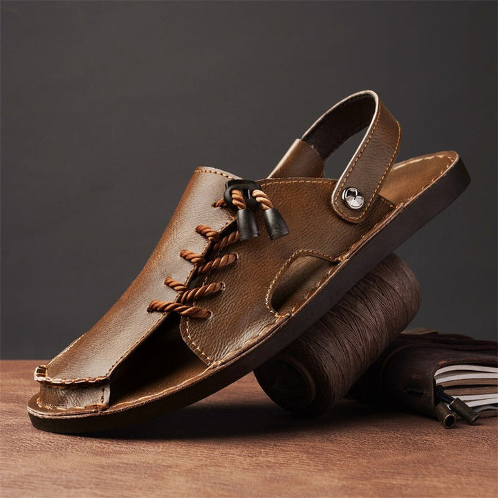Men's stylish cross-wrap comfort sandals, perfect for summer casual wear and beach outings.