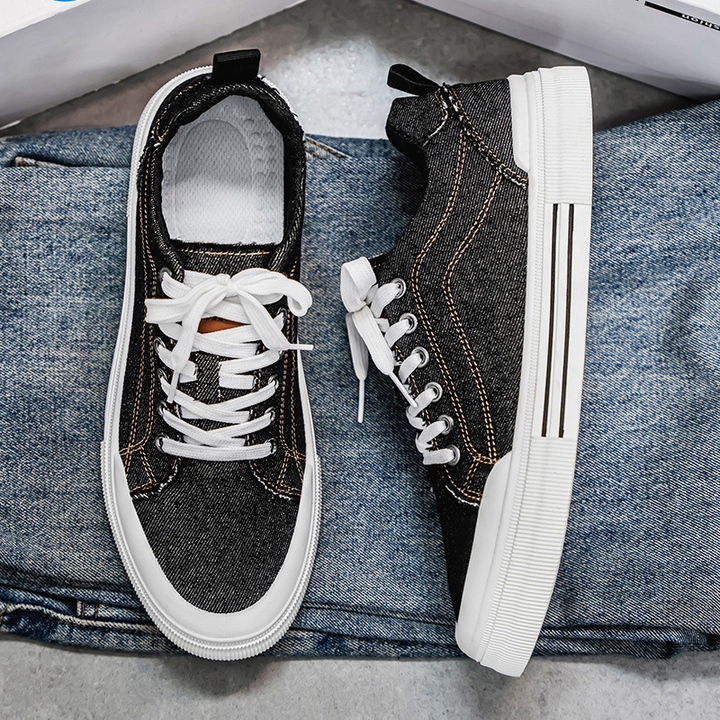All-season men's denim sneakers, providing comfort and style for everyday wear.