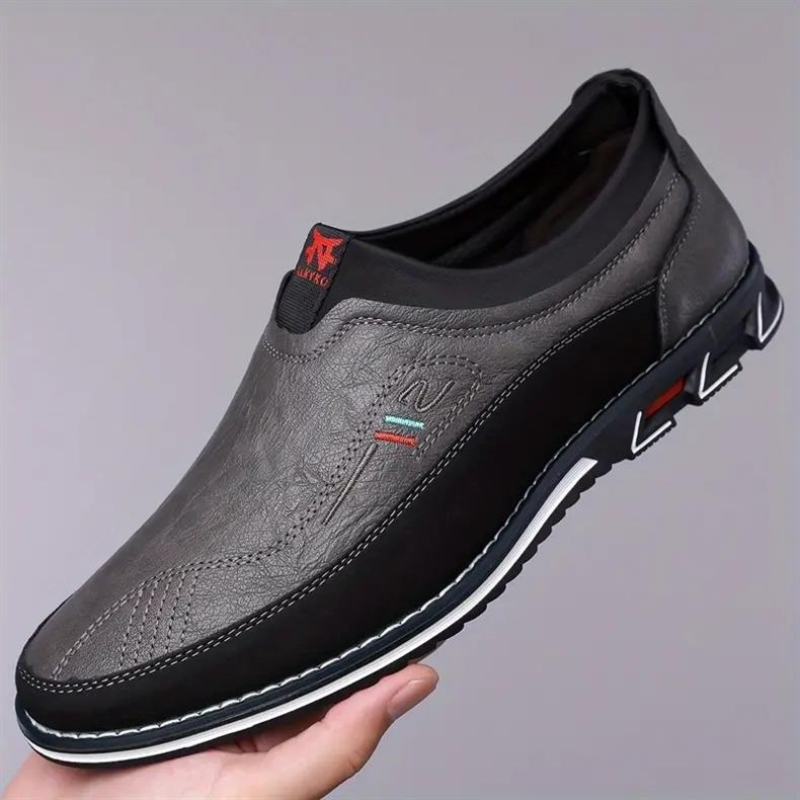 Everyday men's loafers with supportive cushioned design, a versatile hybrid style.