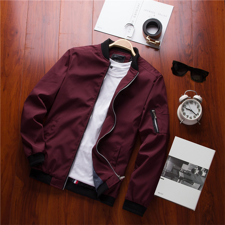 Stylish men's lightweight zipper jacket, versatile for summer & spring, a fashion-forward outerwear.