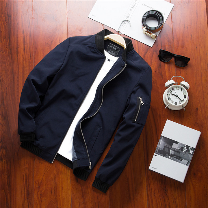 Vernon men's short summer jacket, a stylish lightweight outerwear choice for daily fashion.