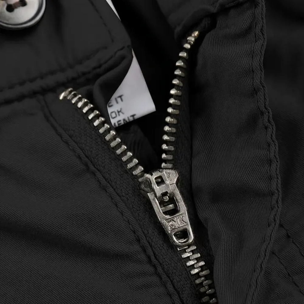 Utility men's Logan cargo trousers with multiple pockets for practical storage. Great for outdoor use.