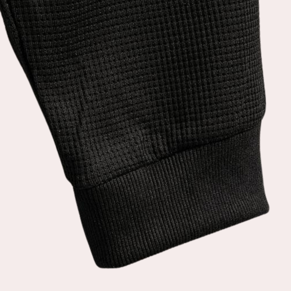 Comfortable men's Mason tracksuit, ideal for jogging, activewear, or stylish loungewear. Versatile two-piece set.