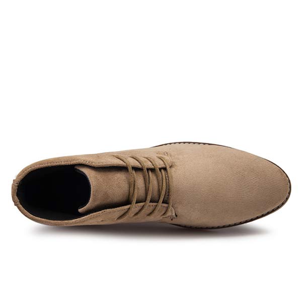 Durable men's mid-height lace-up shoes, perfect for stylish casual or semi-formal outfits.