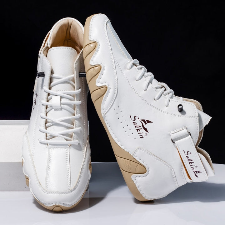 Stylish men's casual orthopedic shoes, engineered for foot support and all-day comfort.