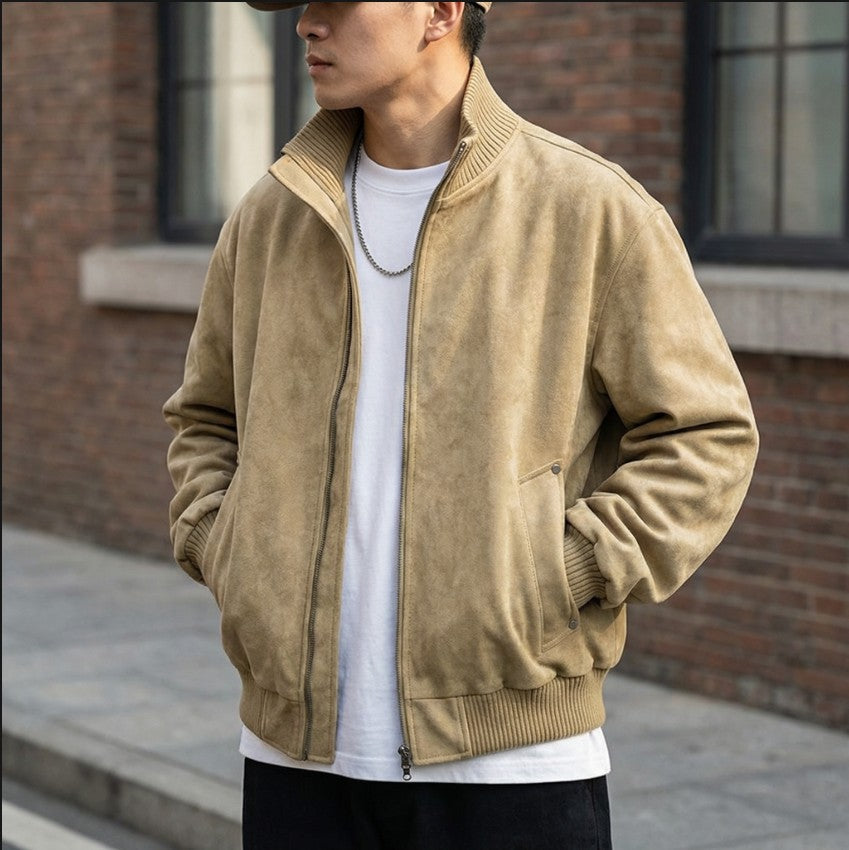 Versatile men's oversized bomber jacket with a durable zipper, ideal for urban streetwear.