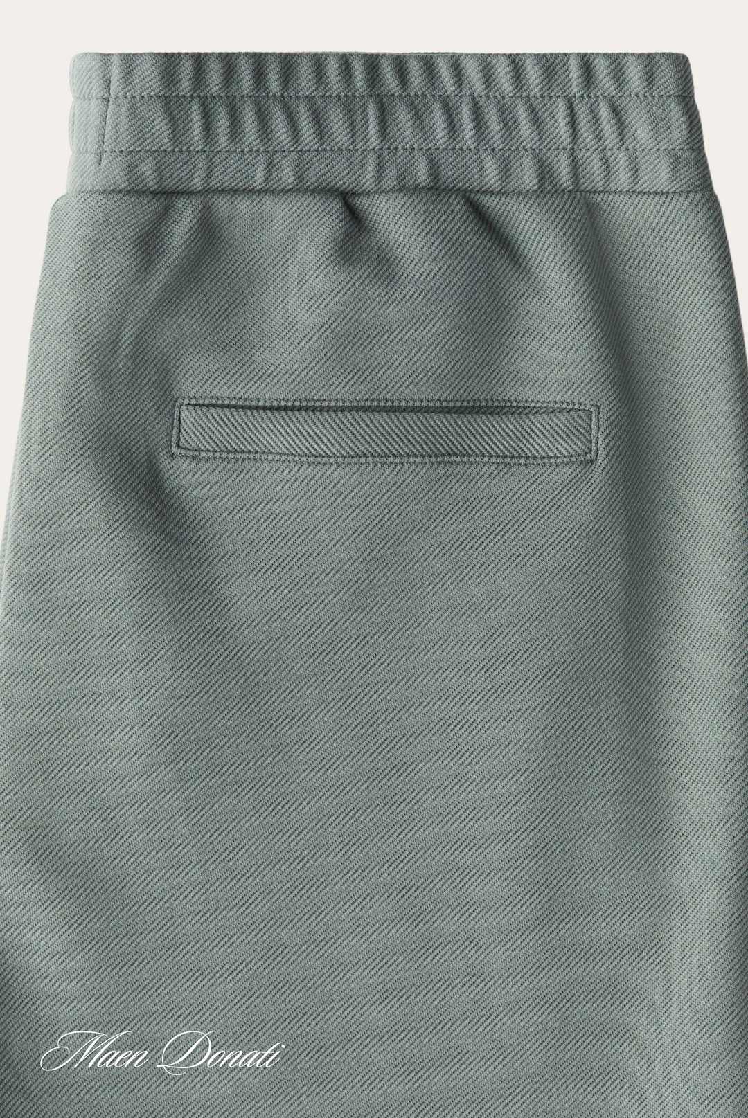 Comfortable men's pants, relaxed fit, stretch fabric, suitable for office & casual.