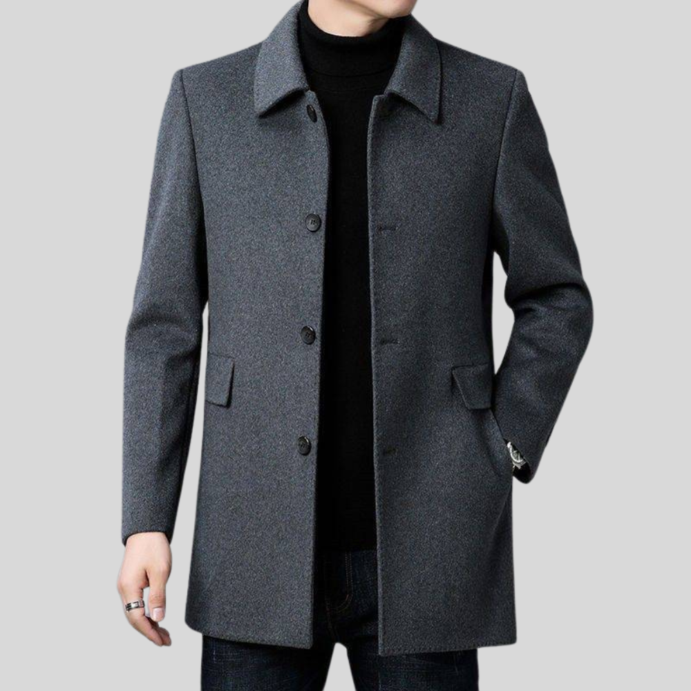 Men's single-breasted trench coat. Stylish & warm winter outerwear, ideal for formal and smart casual occasions.