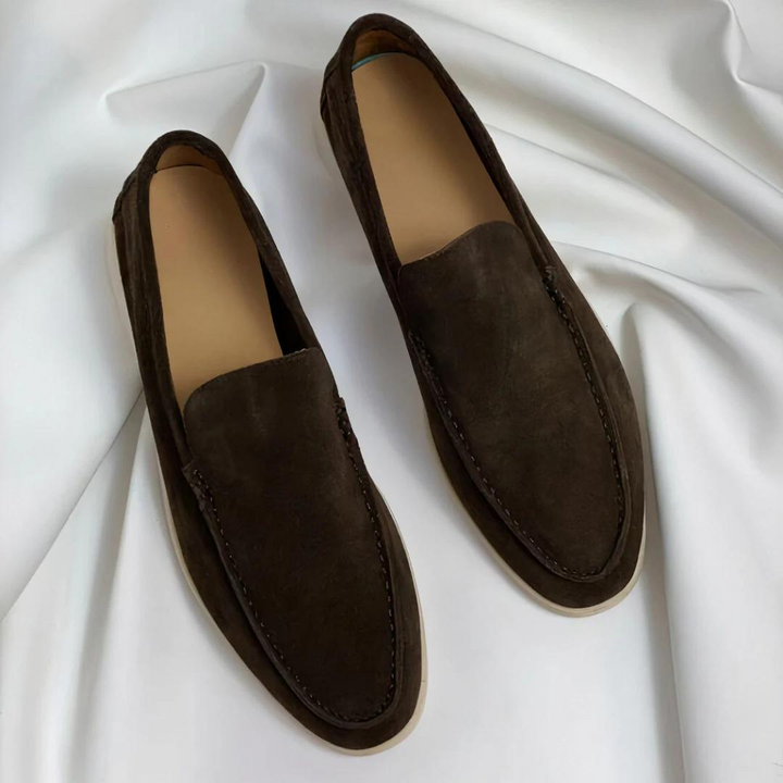 Elegant men's loafers, easy slip-on style. Ideal for stylish men's fashion, comfortable for all-day office wear.