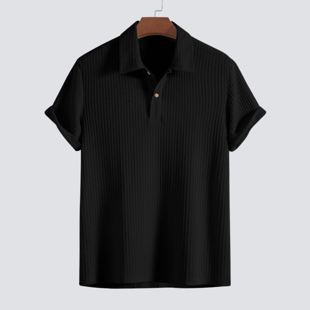 Comfortable men's textured polo shirt. Versatile short-sleeve top for casual spring/summer style.