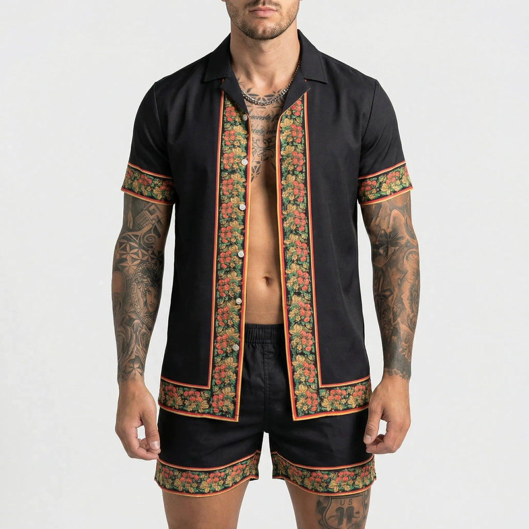 Complete men's summer look: two-piece Jamal set with bold print, offering a relaxed and stylish vibe.