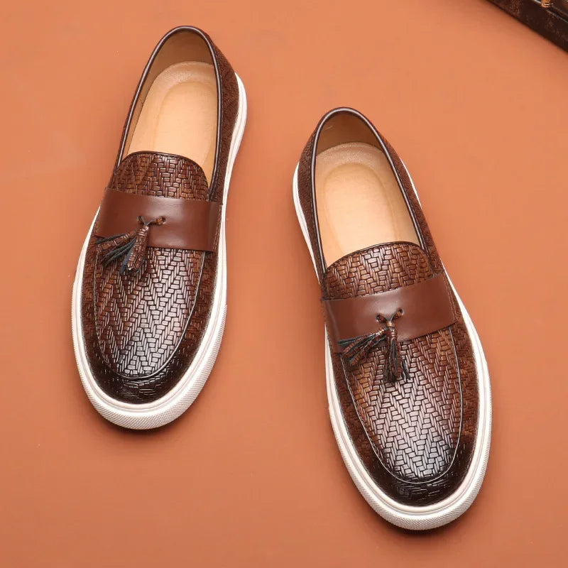 Comfortable men's slip-on loafers. Soft, woven design with classic tassels, perfect for easy all-day wear and style.