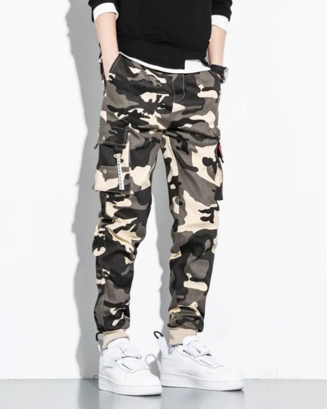 Versatile men's tactical camo cargo joggers, tapered fit, ideal for active and casual wear.
