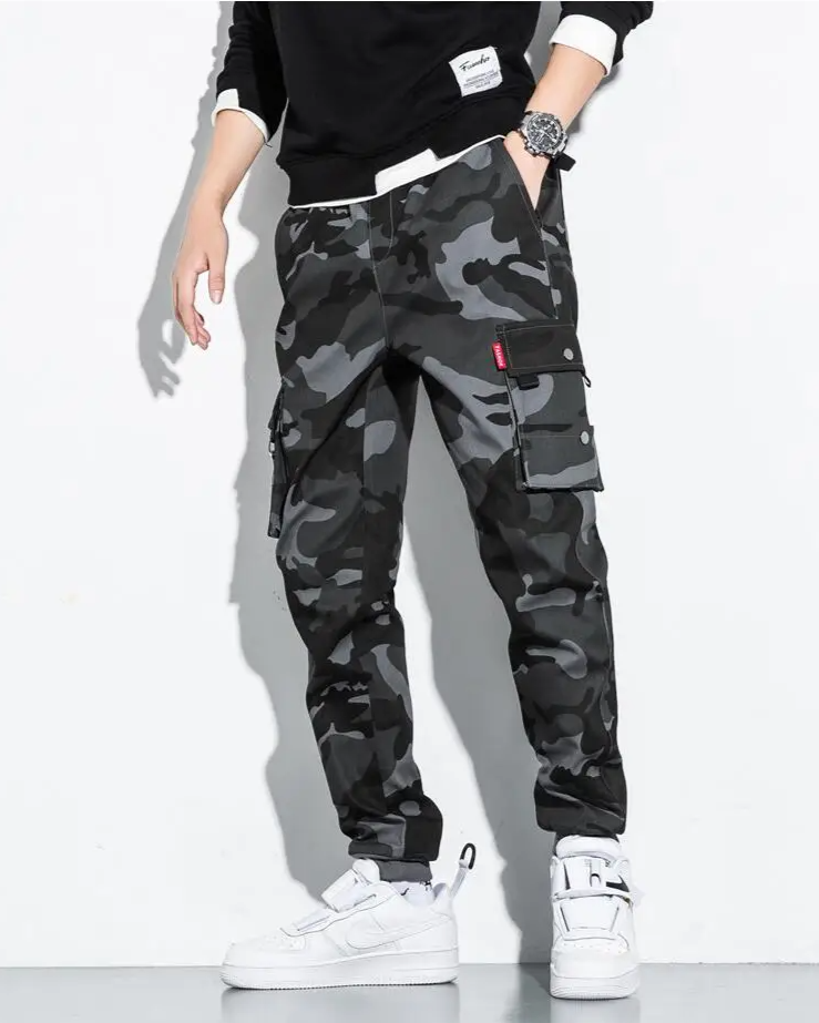 Stylish men's camo cargo joggers, tapered fit. Perfect for streetwear and athletic comfort.