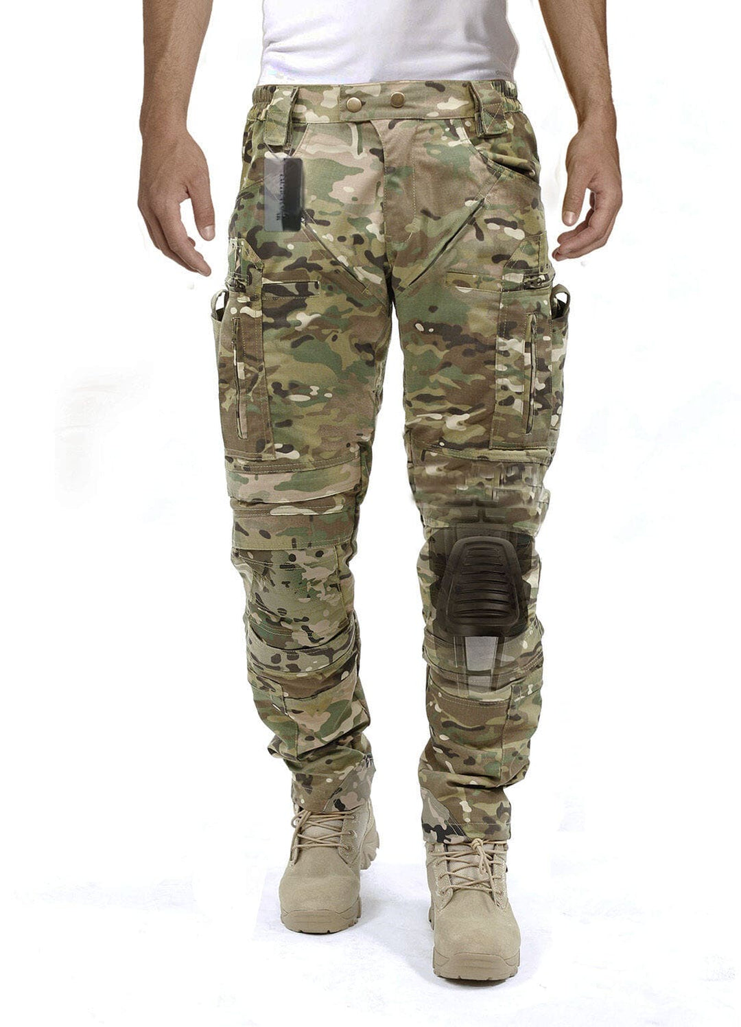 Protective men's tactical pants with comfortable knee pads, ideal for demanding work or hiking.