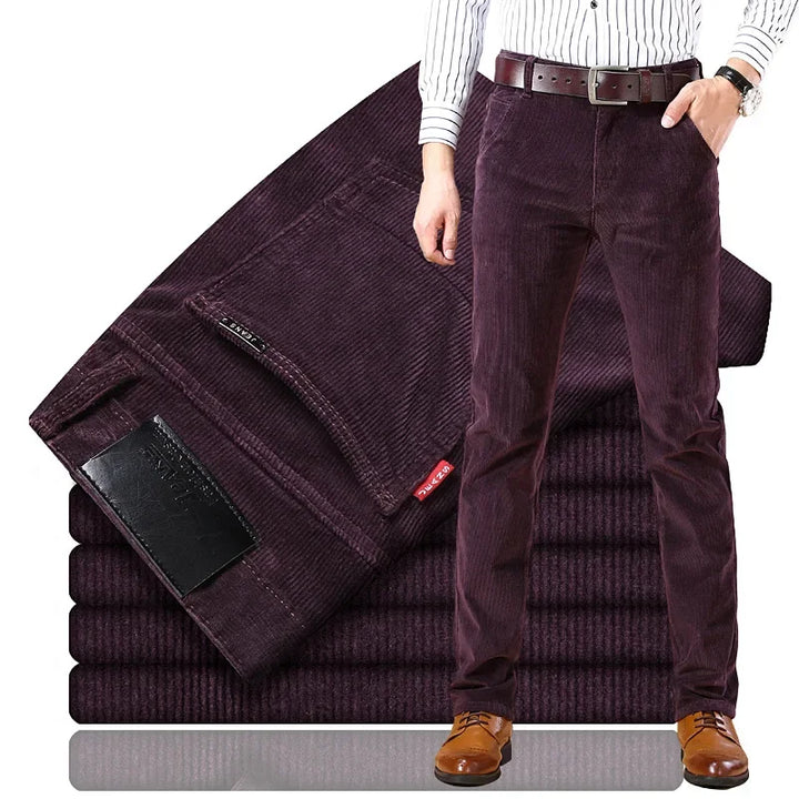 Men's smart casual corduroy trousers, tailored for comfort and a sophisticated business aesthetic.