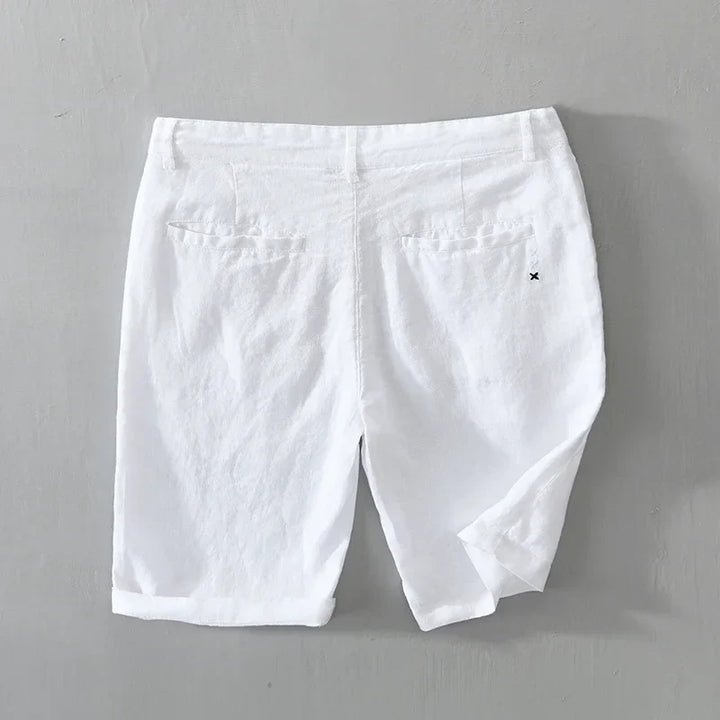 Comfortable men's casual linen shorts, perfect for warm weather.