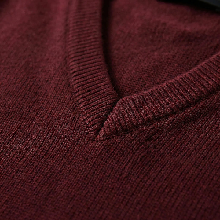 Men's Teo V-neck vest, a comfortable sleeveless top for smart casual and versatile layering.