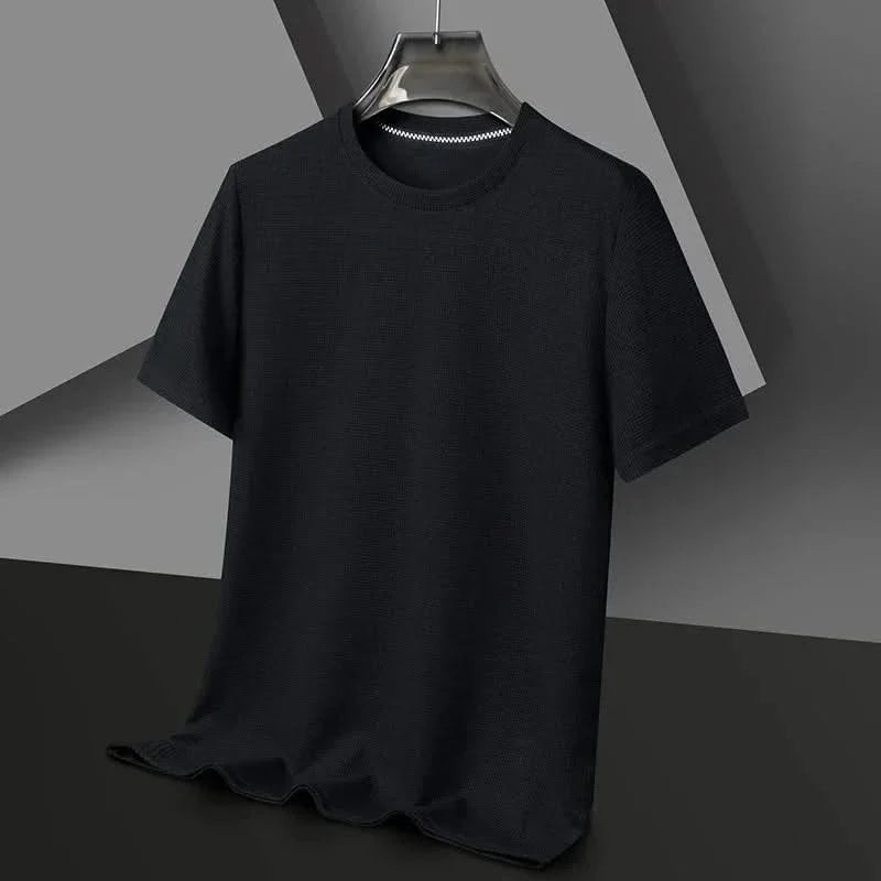 Lightweight men's everyday t-shirt featuring a classic cut and soft textured fabric for ultimate comfort.