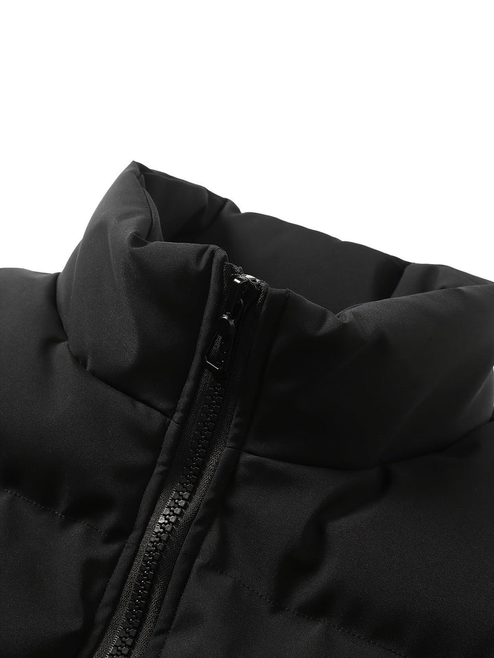 Durable men's insulated quilted winter jacket, perfect for rugged outdoor use.