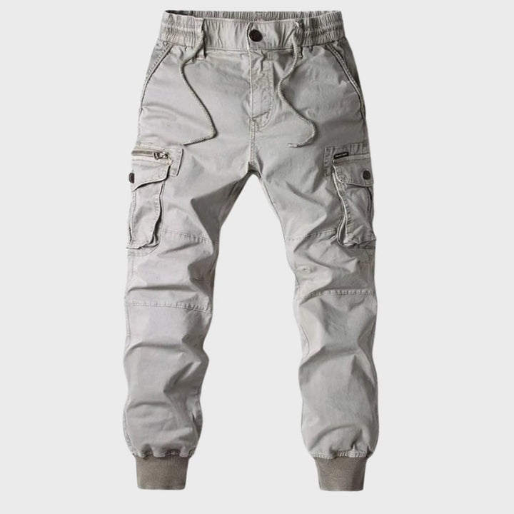 Ultimate comfort men's cargo joggers, ideal activewear for stylish, versatile casual fashion.