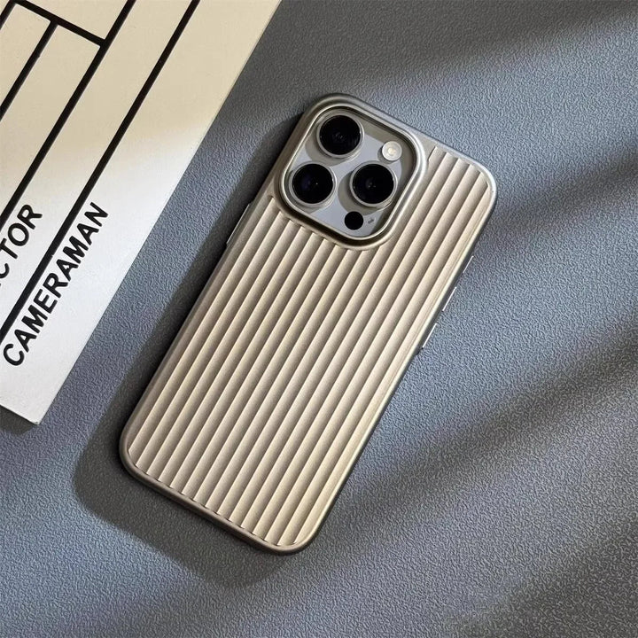 Men's titanium iPhone case: ultimate drop protection, shockproof, dustproof, scratch-resistant & slim fit.