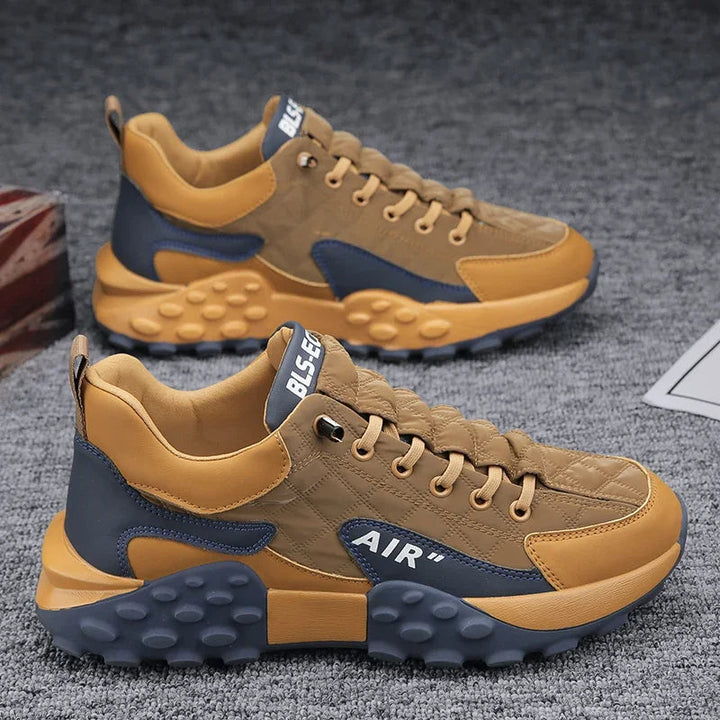 Athletic men's lace-up sneakers, Noah, with ultimate air cushion for trendy casual style.