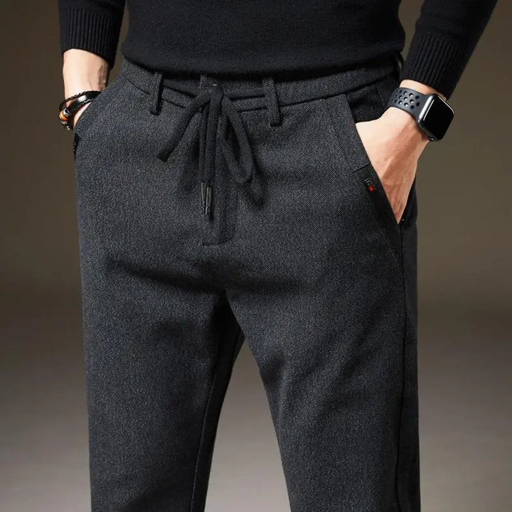 Tailored men's slim fit pants offering ultimate comfort. Perfect for everyday style and casual versatility.