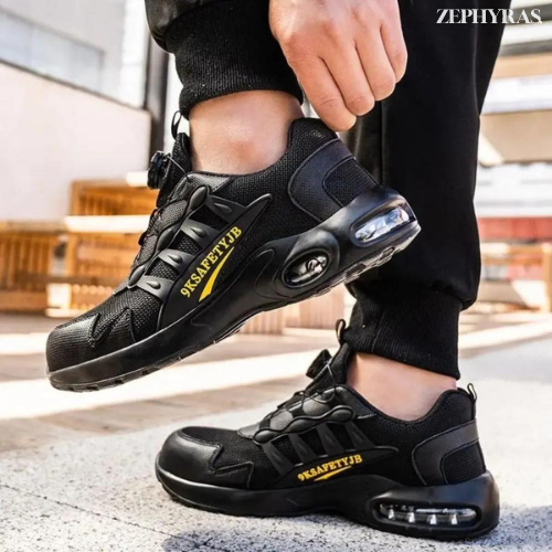 Durable men's work boots with steel toe & puncture-resistant sole for ultimate protection on site.