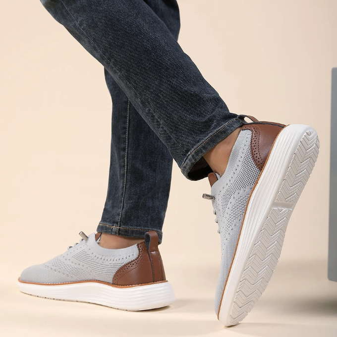 Comfortable men's brogue sneakers. Orthopedic design, lightweight & breathable for daily wear.
