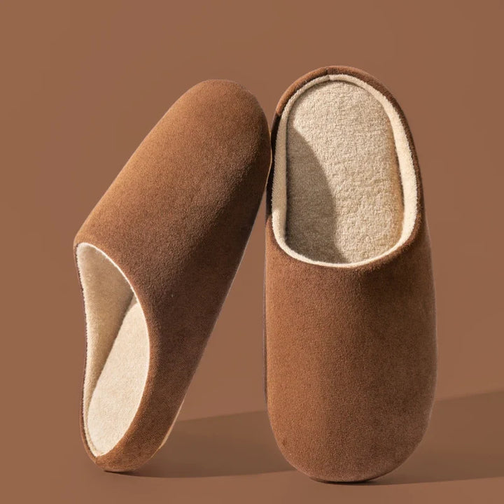 Men's ultra-comfy home loafers, perfect for relaxed indoor comfort and loungewear.