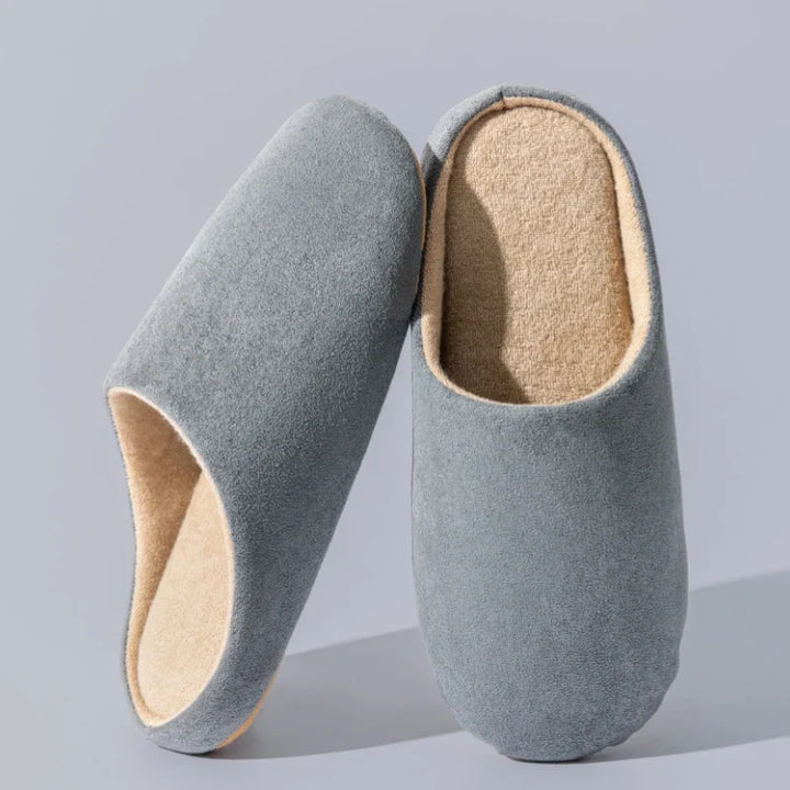 Easy slip-on men's loungewear slippers, extra comfy house shoes for relaxation.