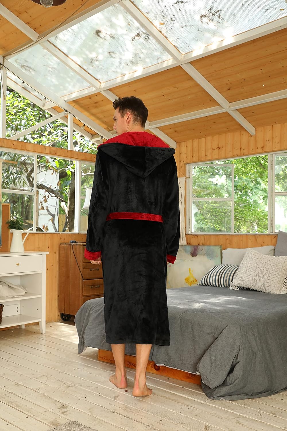 Royal blue men's hooded loungewear robe, soft fleece for everyday comfort.
