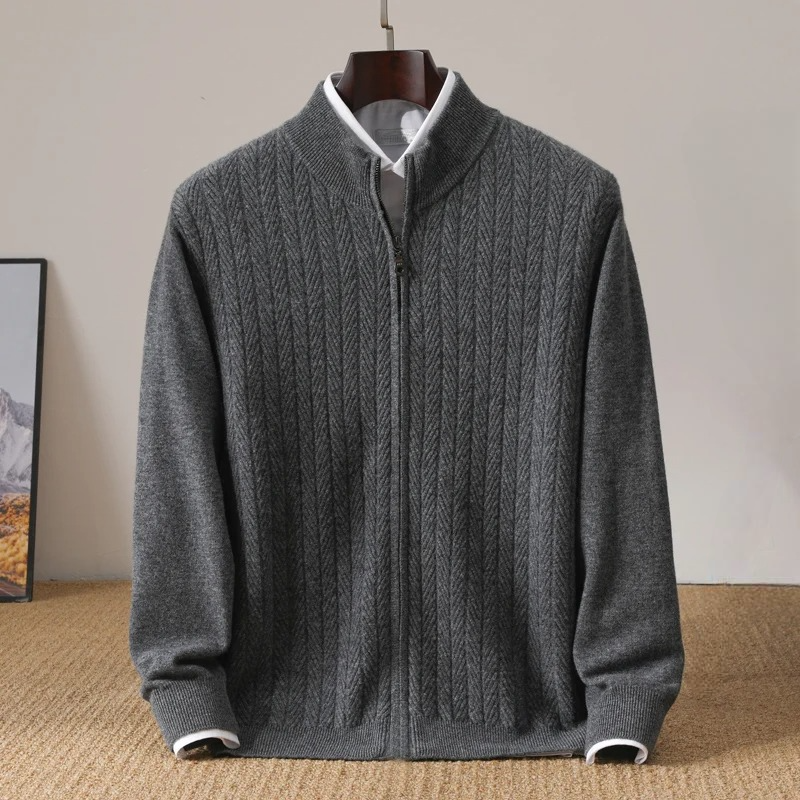 Warm & soft men's essential sweater. Comfortable knit longsleeve pullover for everyday style.