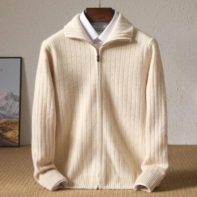 Men's ultra-soft pullover sweater in a cozy style for supreme comfort and everyday wear.