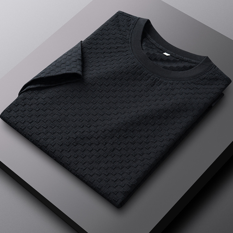 High-quality men's ultra-soft relaxed capri comfort set. Essential two-piece home wear for ultimate coziness.