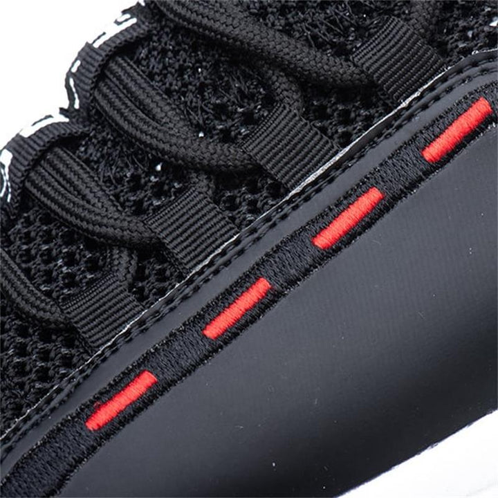 Full product view: men's ultralight steel toe safety work shoes, engineered for superior protection.